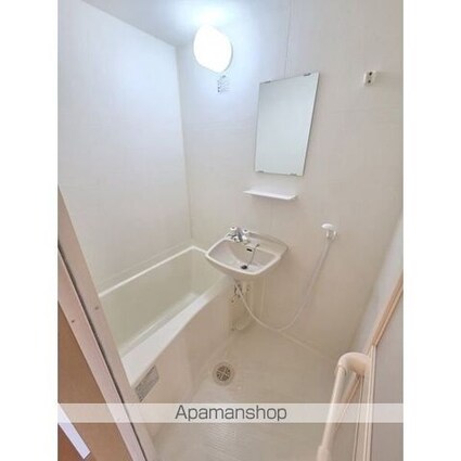 愛知県名古屋市昭和区福江２丁目[1K/19.2m2]のバス