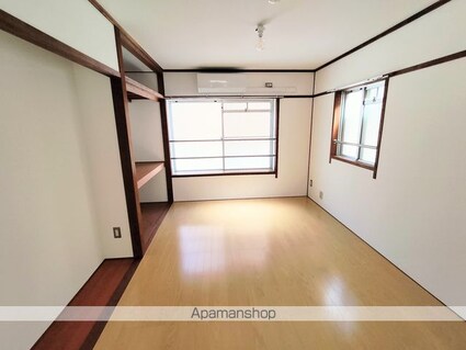 カルチェラタン・アパートメント[1K/20m2]のリビング・居間