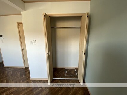 メリディアン国見弐番館[1R/24.66m2]の収納