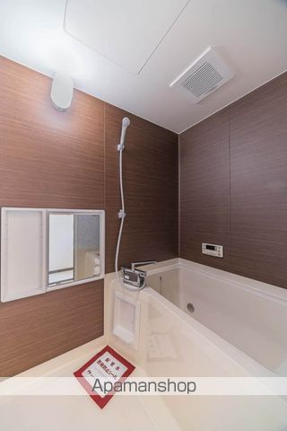 ホワイトパレス青葉Cの内装写真