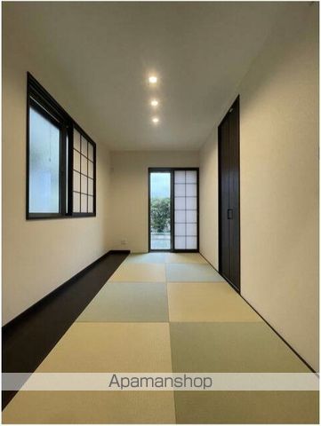 detached 埼玉県蓮田市関山２丁目2-27

地図を見る