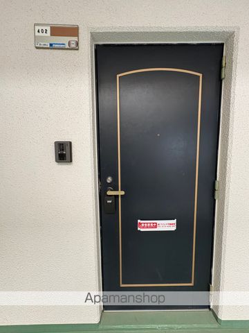 デュオ丸の内の玄関写真