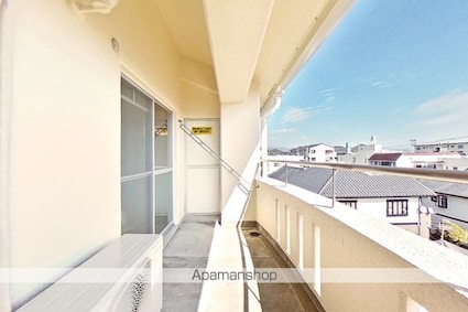 岡林マンション[4LDK/66m2]のバルコニー