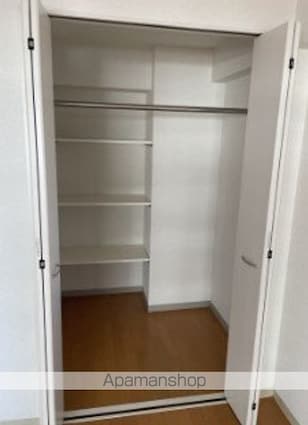 神奈川県横浜市磯子区杉田１丁目[1K/30.26m2]の収納