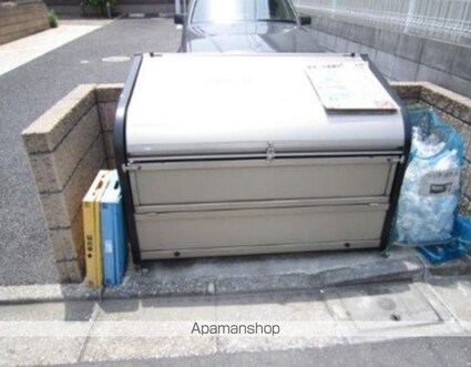 ＨＡＲＲＩＳＯＮＳ　ＣＯＡＴ　ＳＨＩＭＩＺＵ[2LDK/65.6m2]のエントランス