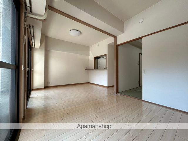 ファミリア岩倉の内装写真