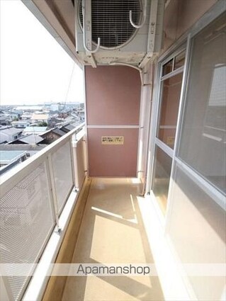 グランアルブル神田[1R/30m2]のバルコニー
