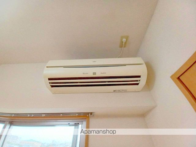 デュアルカーサ横町の内装写真