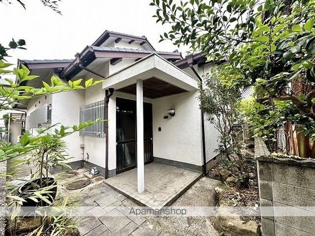 内原戸建１３４－３[5LDK/107m2]のエントランス