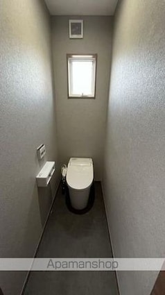 Ｎ・ガレージ[3LDK/110.95m2]のトイレ