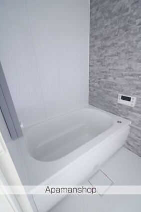 東京都三鷹市上連雀２丁目[3LDK/65.09m2]のバス