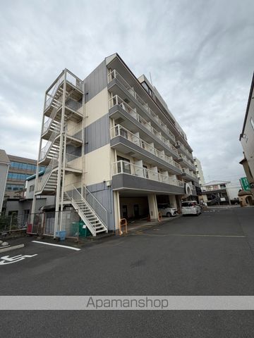 アベニール伊勢原の外観写真