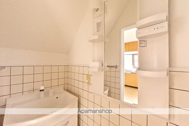 薊野西町貸家の内装写真