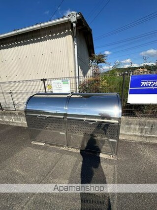 Ｖｉｌｌａ　ｃａｍｅｌｉａ[2LDK/56.29m2]の共用部1