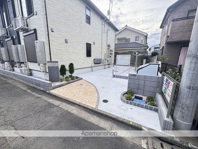 ヒルズ山王林の玄関写真