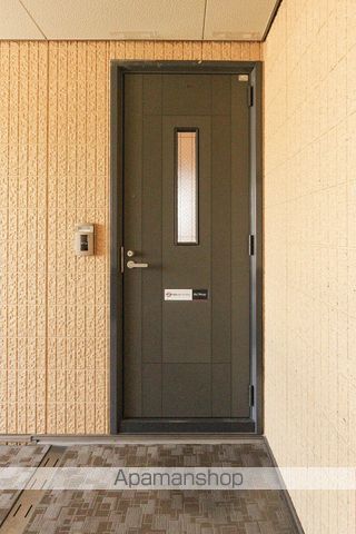 シャーメゾン上板 A棟の玄関写真