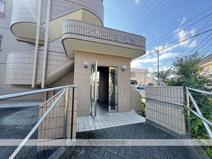 東京都八王子市諏訪町[2LDK/59m2]のエントランス