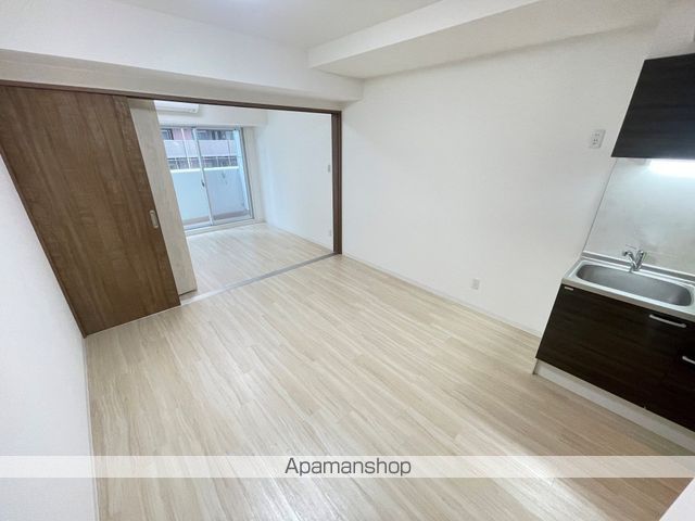 ACT DOORS 天六の内装写真