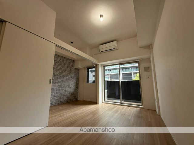 セレニテ谷町四丁目アリエの内装写真