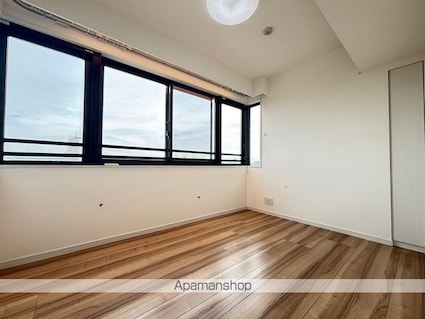 セルアージュ横濱鶴見アストレ[3LDK/63.32m2]の内装7