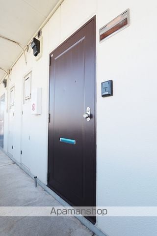 高木ハイツの玄関写真