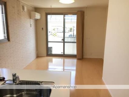 リブ・シャーメゾン[2LDK/67.14m2]のリビング・居間