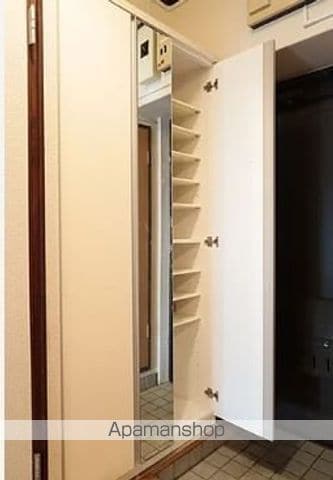 コモダビルの内装写真