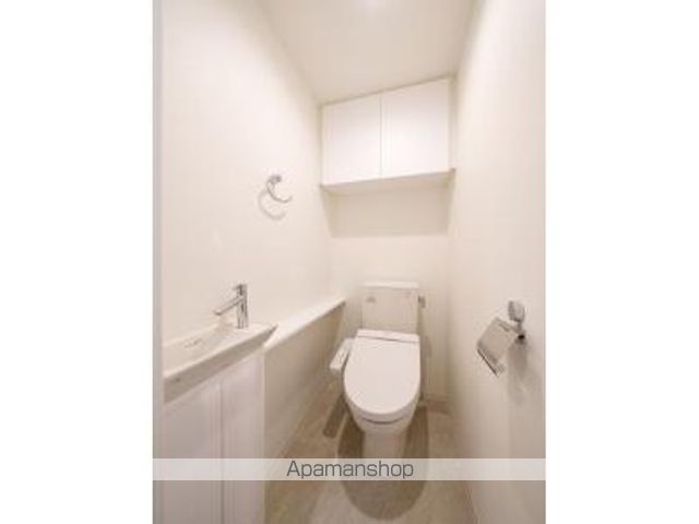 プライムアーバン新宿夏目坂タワーレジデンス[1DK/49.28m2]のトイレ