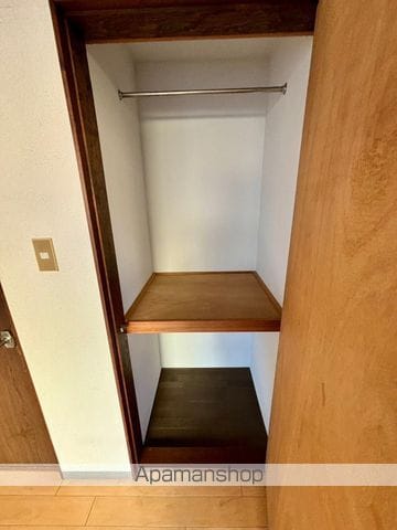 イーストアベニュー高校前の内装写真
