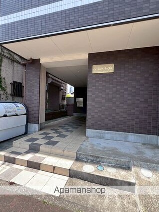 千葉県千葉市中央区本町１丁目[1DK/25.35m2]のエントランス