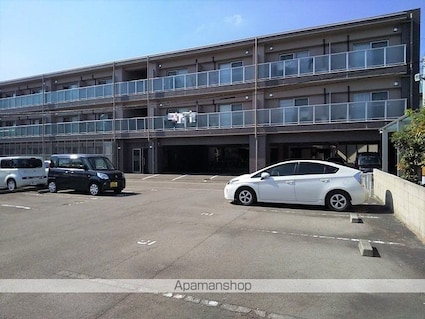 Ｂｉｏｓ山越[1LDK/40.05m2]の駐車場2