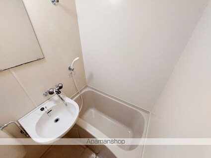 コーポヤマキ　Ｂ棟[1K/17.55m2]のバス