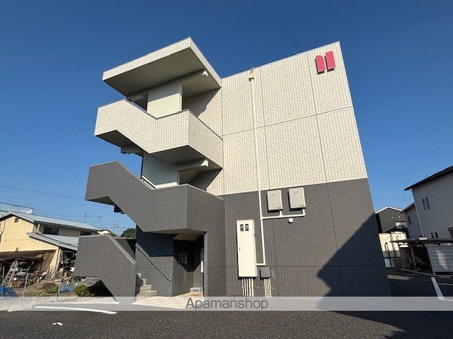 アスルーニの外観写真