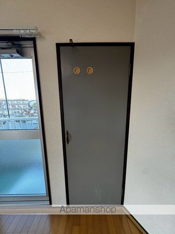 ロワイヤルヒルズ都城の内装写真