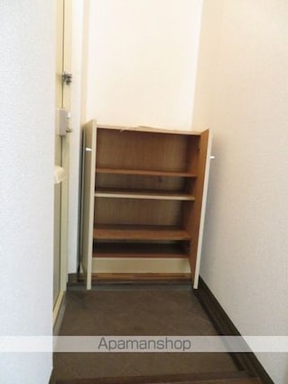 クレール花京院[3K/49.5m2]の玄関