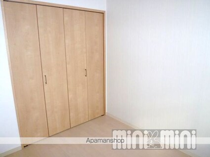 Ｍｉｎｔ　Ｅｌｖｉｔａ[1LDK/37.4m2]の収納