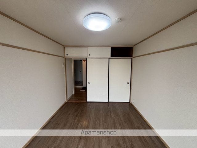 厚木毛利台ハイツ七号棟の内装写真
