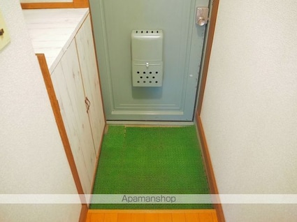 メゾンドシャルマン宝[1R/34.8m2]の玄関