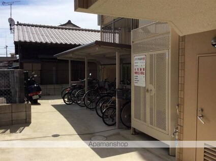 ブルーリーフ・ベル[1R/28.38m2]の共用部