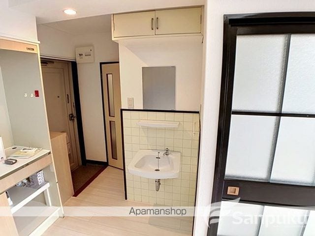 寿温泉マンションの内装写真