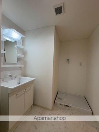 東京都足立区本木南町[2LDK/58.3m2]の内装4