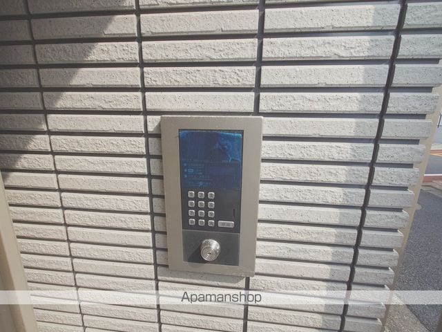 シェモア西馬込の玄関写真