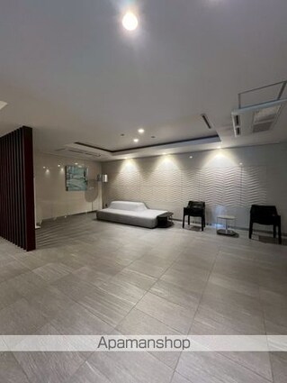 東京都新宿区高田馬場４丁目[2LDK/56.56m2]の共用部5