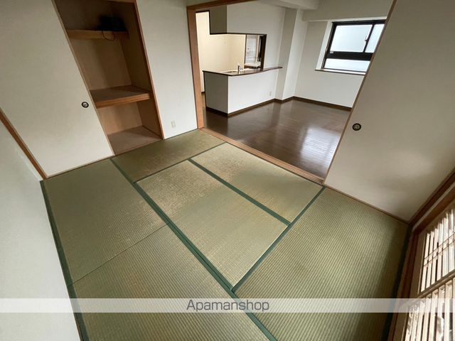 ライオンズマンション藤ヶ丘ガーデンシティ参番館の内装写真