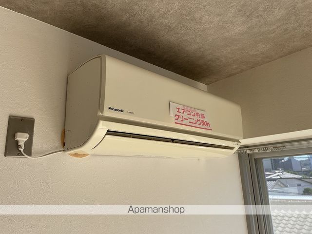 ヒルサイド小高坂の内装写真