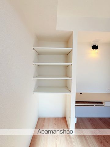ルシェーナ西田辺の内装写真