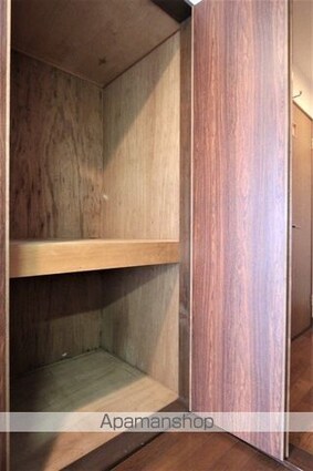 ベルメゾン生石南[1R/22.54m2]の収納