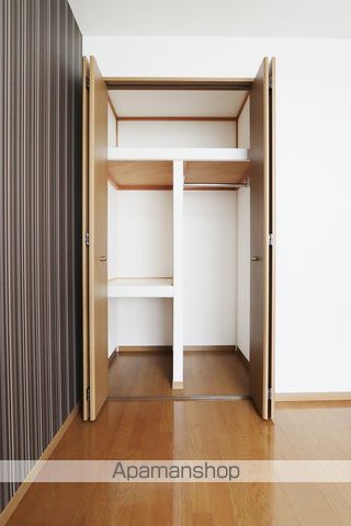 メゾネットクレール B棟の内装写真