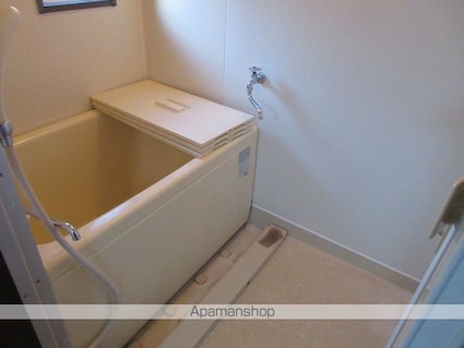 サンライフシティ西見前Ⅱ[2K/34.78m2]のバス