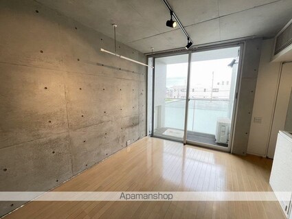 ＫＤＸレジデンス下馬[1R/27.36m2]のリビング・居間